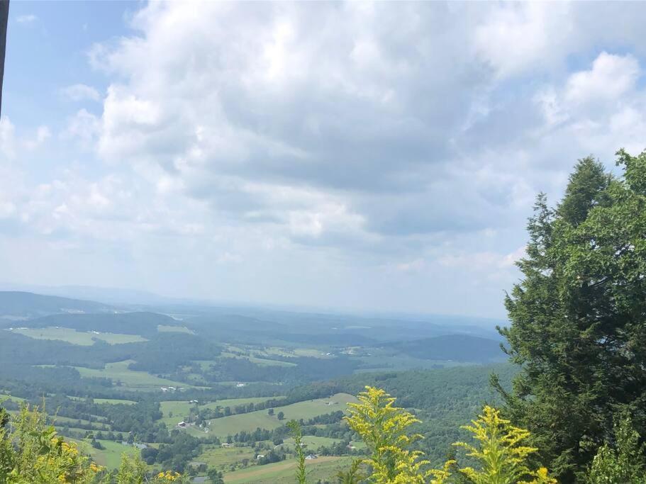 Small Town Hideaway Wyalusing Luaran gambar