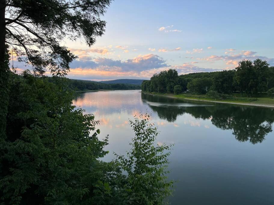 Small Town Hideaway Wyalusing Luaran gambar